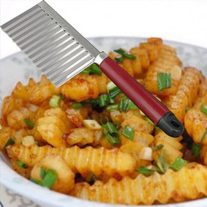 Kitchen Vegetables Potato Wavy Pattern Slicer With Plastic Handle